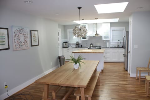 clean crisp kitchen...complete with additional countertop icemaker