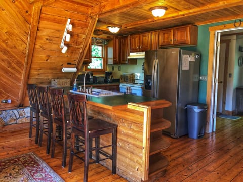 Fully stocked kitchen with all conveniences and spices!