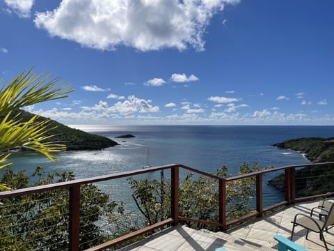 Beija Flor is 75 yards on a cliff above the beautiful blue waters of Fish Bay