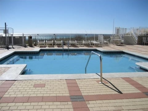 Gulf Front Pool