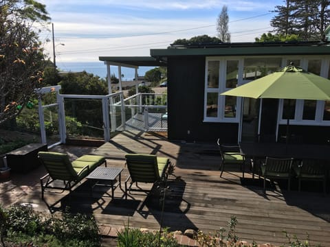 Back patio looking towards the ocean