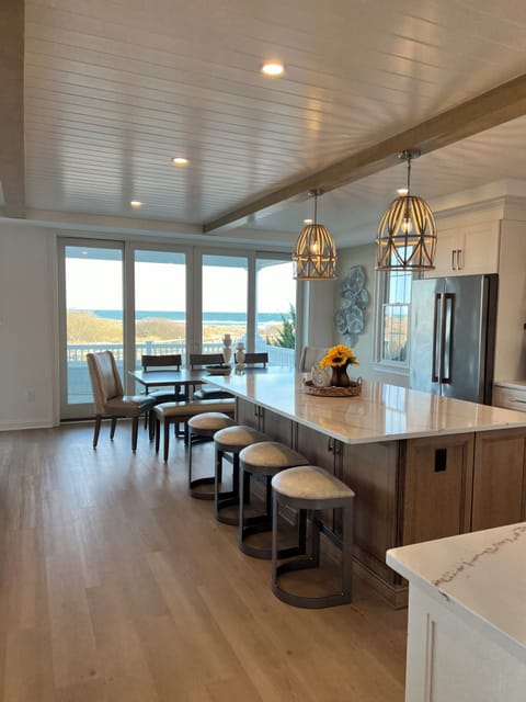 Center Island Kitchen