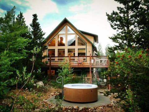 Your Rocky Mountain Retreat!