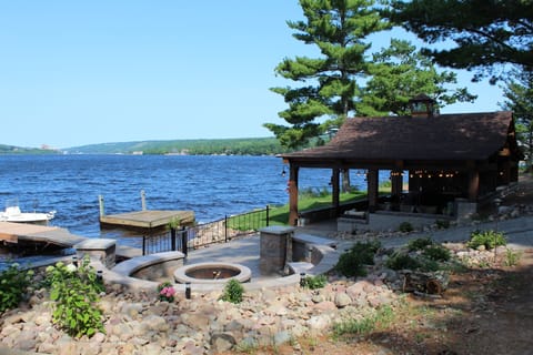 NEW Outdoor Grilling, dining, lounging and firepit area!!   