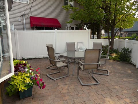 Patio eating area with Lake Michigan views