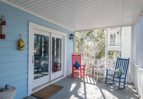 master private screen porch