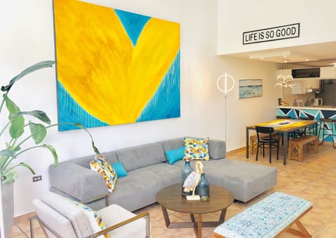 Life Is So Good!!!  Fabulous living room open concept