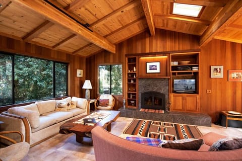 Living Room with Fireplace