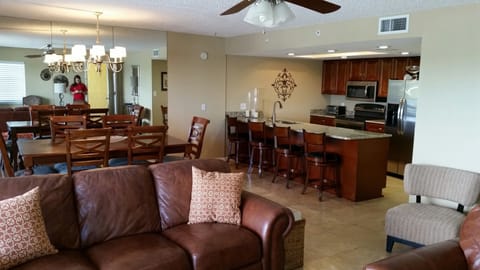 Open area living/dining room