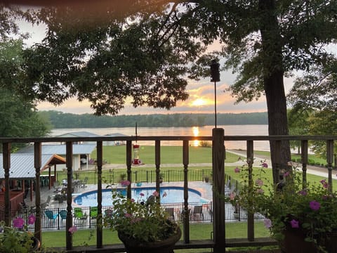 MIDDLETON LAKE HOUSE OWNERS VIEW