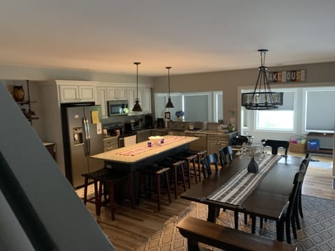 Kitchen/Dining
