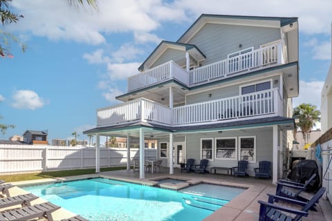 You will enjoy the beautiful views of South Padre Island and firework shows from the north facing balconies that overlook the heated pool and hot tub!