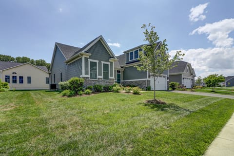 Welcome to Gloucester Drive in The Grande at Canal Pointe!