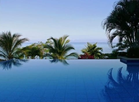 One of the two infinity pools.