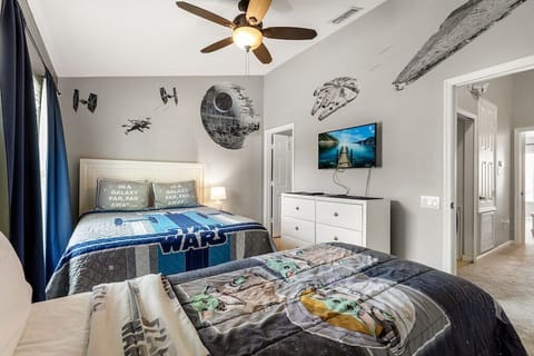 May the force be with you as you sleep in either a queen or twin bed.