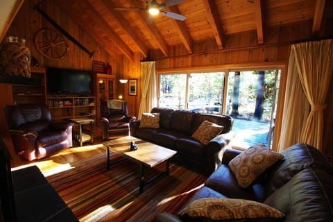 Wonderful space to relax, in and outside!