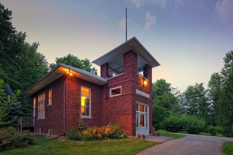 Wilson Schoolhouse Inn