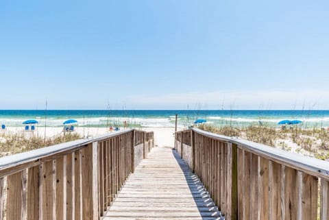Short walk to the beach
