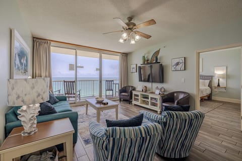 Living room with Gulf view