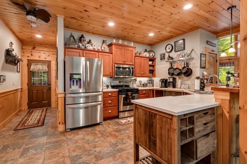 Fully stocked kitchen with all the amenities needed to cook.  All new appliances