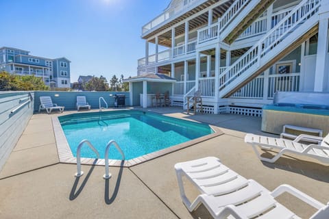 Surf or Sound Realty - 612 - Yellowfin - Pool Area -3