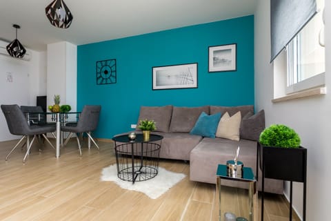 living/dining room