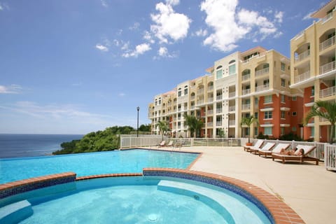 Jaccuzi and Infinity pool overlooking the Crash Boat Beach