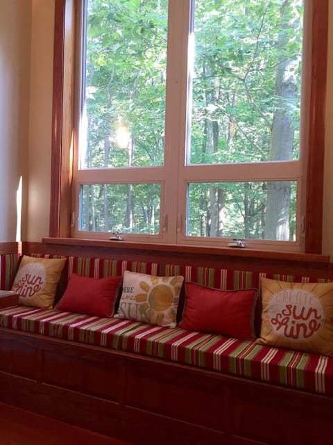 Window seat on landing