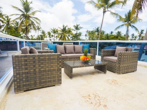 Outdoor Living on Private Rooftop Terrace