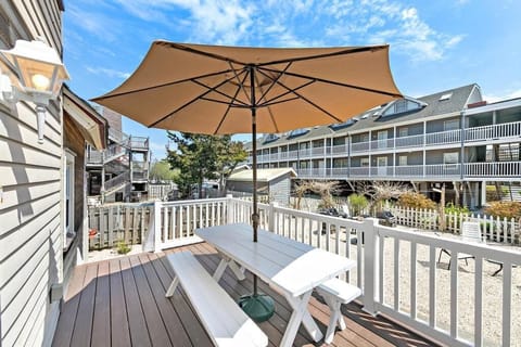 Private Deck