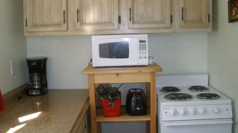 Convenient cooking center