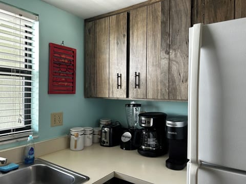 coffee bar, coffee pot and Keurig
