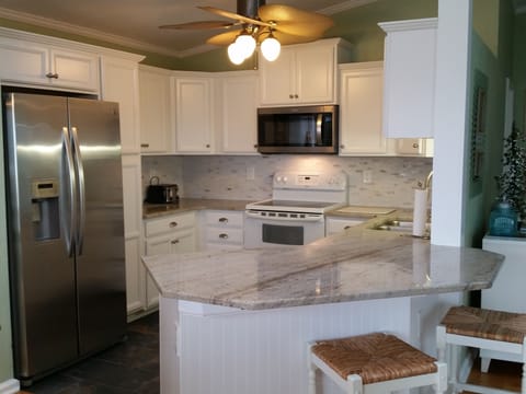  Kitchen with view of the ocean