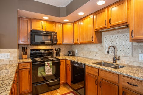 Kitchen fully stocked to make family meals for 6.