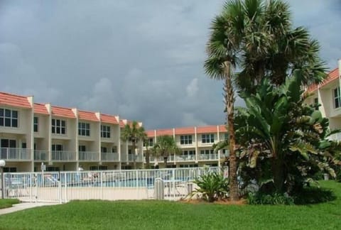 Pier Point South Condominium