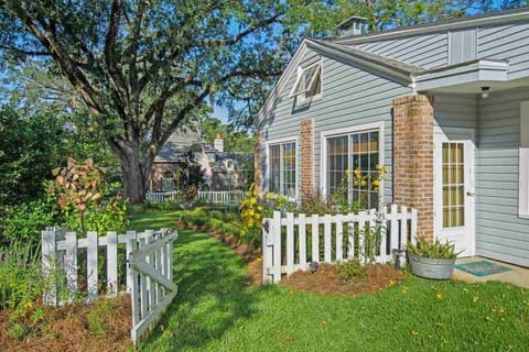 Welcome to Pine Hill Gardens!
