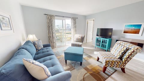 Welcome to Lighthouse Point 10B