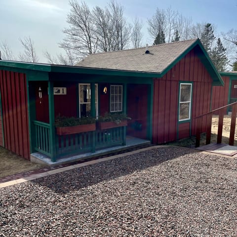 Roadside View in Spring
When you park outside Cottage #1 you are only steps away from the start of a relaxing, renewing stay by Lake Superior.