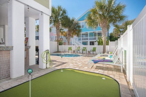 Tee off without leaving the backyard! Your private mini golf setup brings the fun homeโperfect for friendly competitions, family laughs, and tropical bragging rights.