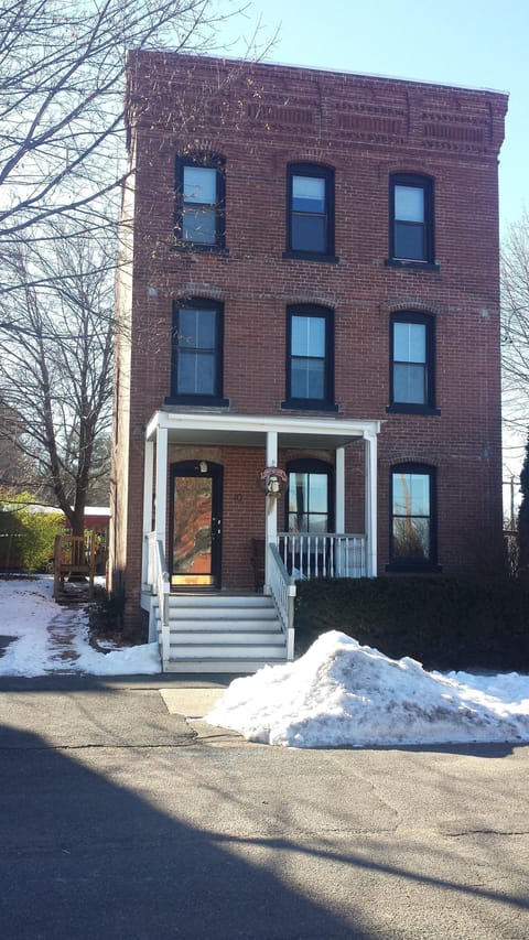 100 year old brick building. Top 2 floors available