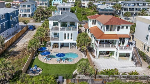 Luxury oceanfront built for large group vacations!