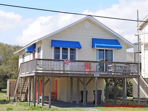 Fun-N-The-Sun Exterior