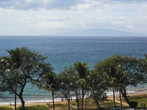 Kamaole I Beach View from 7th Floor Deck 