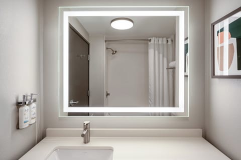 Egyptian cotton sheets, down comforters, in-room safe, desk