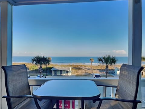 Welcome to Pelican Point 03