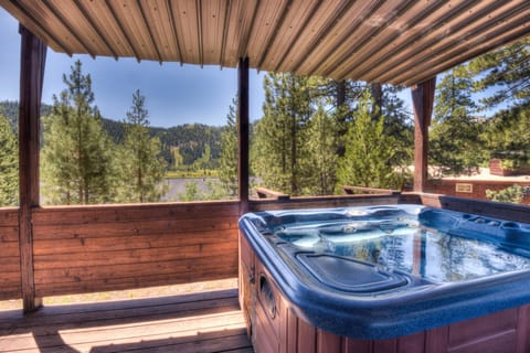 Hot Tub with Views of Olympic Valley!
