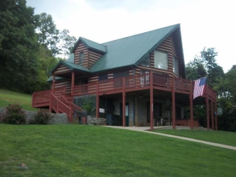 Riverfront Log Cabin.
