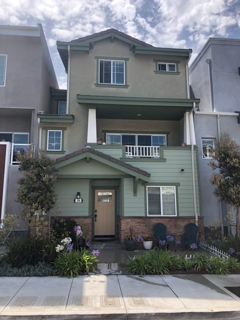 Our Slice of Pismodice