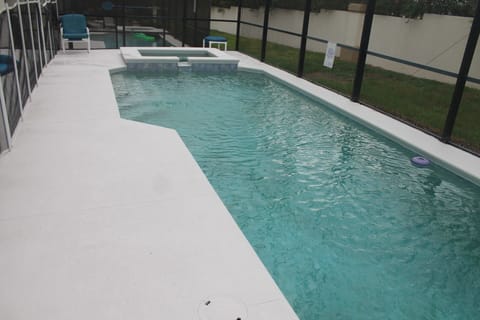 Heated pool