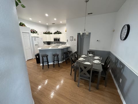 Dining room into kitchen